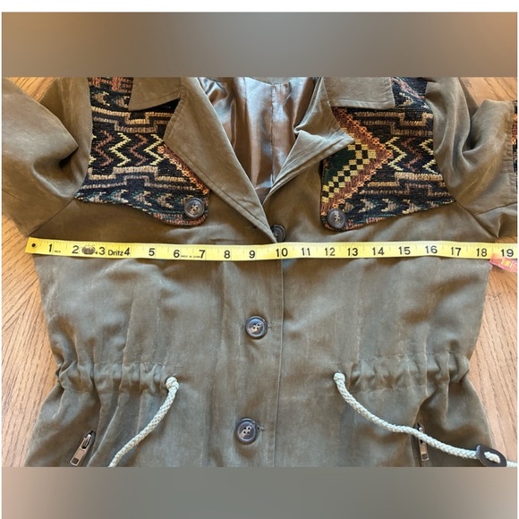 Olive green faux suede women's lined jacket with Aztec design size S - Picture 7 of 9